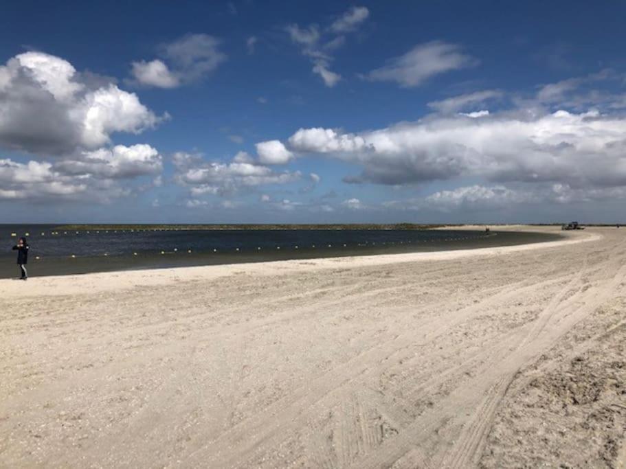 Gezellige Pipo Met Grote Schommel Aan Het Water Villa Medemblik Eksteriør bilde